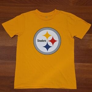 Pittsburgh Steelers Yellow Youth T-shirt Size S.